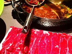 -伴山牛贵州黄牛肉火锅·苗疆非遗艺术餐厅(上海首店)