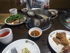 -海吃海喝海鲜烤肉餐厅