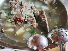 -大众跷脚牛肉馆·非遗传承单位(峨眉山店)