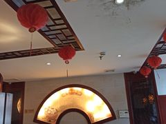 大堂-佬钱湾仔(衣裳街店)