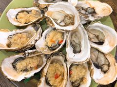 炭烧蒜蓉生蚝-贞姨美食·老字号海鲜大排档