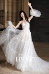 -Renee芮亦婚纱(原丽莎)