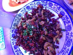 -临界音乐酒馆·小龙虾·江湖菜(华熙LIVE·鱼洞店)