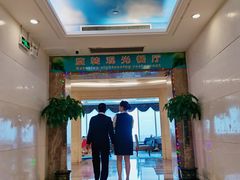 -黄金海景大酒店-旋转餐厅