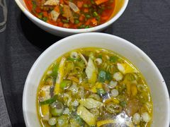 岐山臊子面-艳阳天民俗村(公园路店)