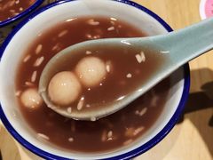 酒酿圆子红豆沙-弄堂小笼包(天津南开大悦城店)