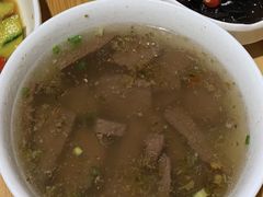 猪血汤-食膳公园包子铺(烈士公园店)