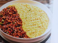 -依江春水烤鸭店