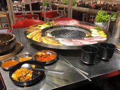 -哈哈碳都·牛肋条无限自助烤肉(台江万达店)