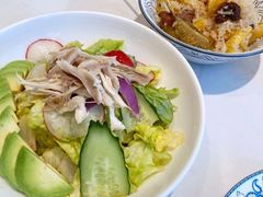 牛油果沙拉-巴扎屋大盘鸡·新疆菜(汇嘉时代店)