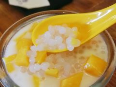 芒果椰汁西米露-七七家的糖水店(南湾街1号店)