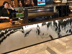-星巴克(港汇1号办公楼店)