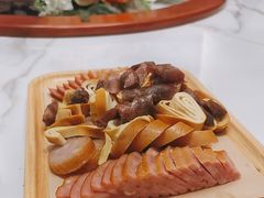 -九转小磨·非遗东北菜(群力店)