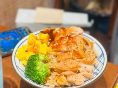 -8PINTS八品脱·日料·烧鸟·精酿小酒馆(莘庄店)