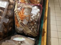 -胖东来生活广场(健康路店)
