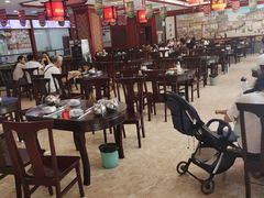 大堂-邢家锅贴老店·非遗·开封菜(金明广场店)