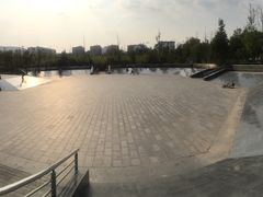 游乐设施-襄阳烈士陵园(襄城区)