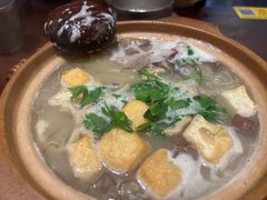 -古都历食南京菜·烤鸭·鸭血粉丝·汤包(南京博物院店)