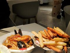 -春树下·树屋花房西餐厅(罍街AS1980店)