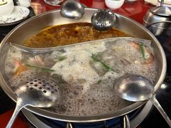 -老石黑山羊毛驴肉火锅(金凯广场店)