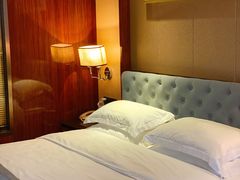 -华雅·云缦酒店(岳阳楼区火车站店)