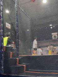 -飞吧潮玩运动蹦床游乐场