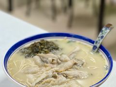 招牌黄鱼面-明呈黄鱼面馆(斜土路店)