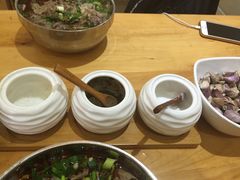 -遵义虾子张六羊肉粉(金码头店)