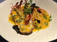 -弦月窗LUNETTE BY AMANDA(复兴路店)