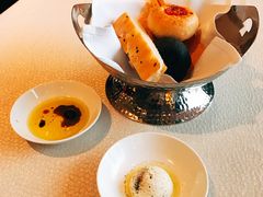 餐前面包-北京金融街丽思卡尔顿酒店·意味轩 Cepe