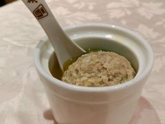 蟹粉狮子头-老半斋(福州路店)