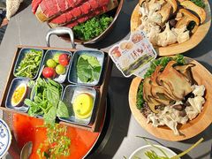 -楠小云·云南鲜菌·鲜牛自助火锅(九眼桥店)