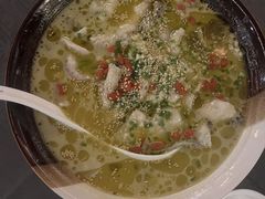 -粤尚腾香居中餐厅(首都机场希尔顿店)