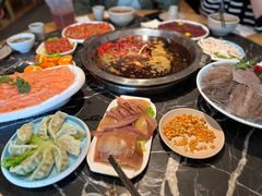 -映山红鲜货火锅(鱼嘴店)