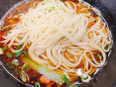 -丽影重庆小面(定西路店)