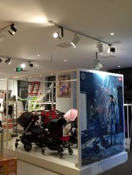 -国际蓝孩(将台路店)