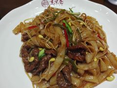 -张氏宽窄巷成都名小吃(茂业百货华强北店)
