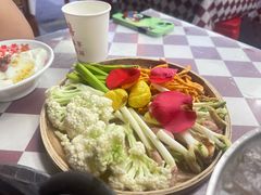 -赵美丽·重庆社区火锅·直营店(火车东站·中豪国际店)