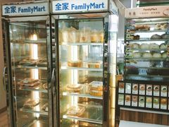 -全家便利店(宝地广场店)