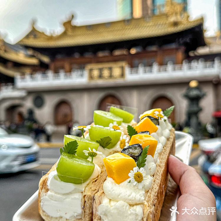 假期我来静安寺就干二件事！看肖战+吃甜食