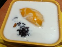 芒果白雪黑糯米甜甜-满记甜品(日月光二店)