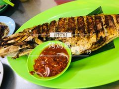 -明记烧鱼美味店