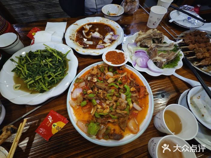 伊犁羊杂馆图片