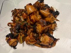 沙姜爆炒鲜鱿-五稻厨房粤西菜(新闻店)