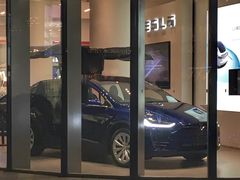 -TESLA 特斯拉(广州天环广场体验店)