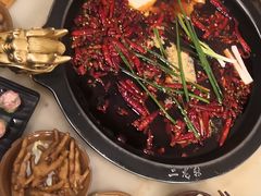 -黄潇洒老火锅(九眼桥宏济巷店)