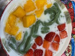 士多啤梨芒果绿茶拉面-甜心妈妈·榴莲星级糖水(北京路总店)