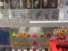 -泡泡玛特POPMART(宁波印象城店)