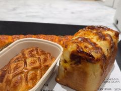 -HOT CRUSH趁热集合·现烤面包(环球港店)