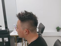 -5M HAIR SALON